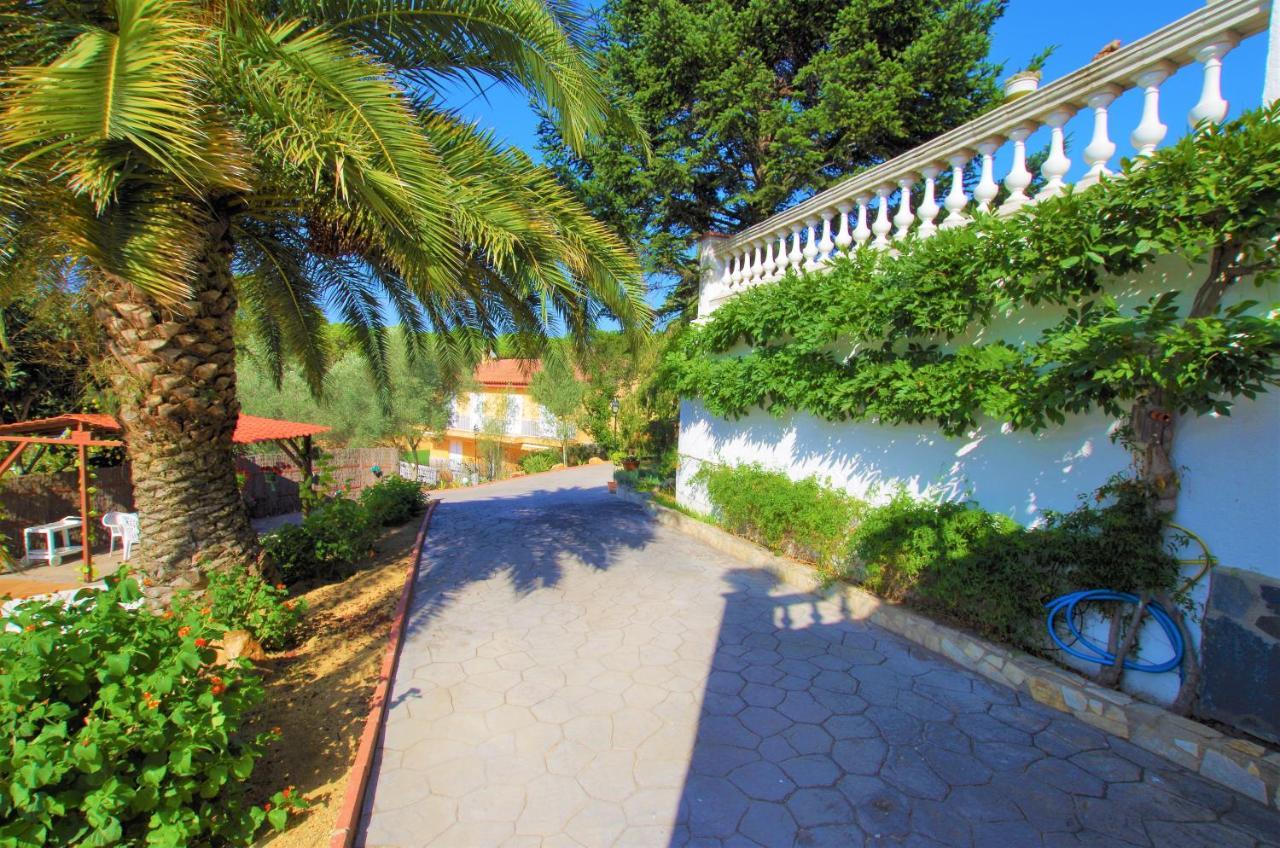 Villa Vacances & Villas Lloret-Villa Dali *